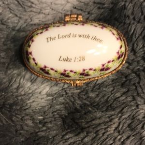 Trinket box with bible verse